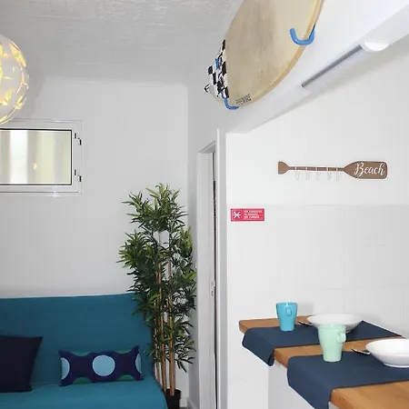 Local Surf House Iii